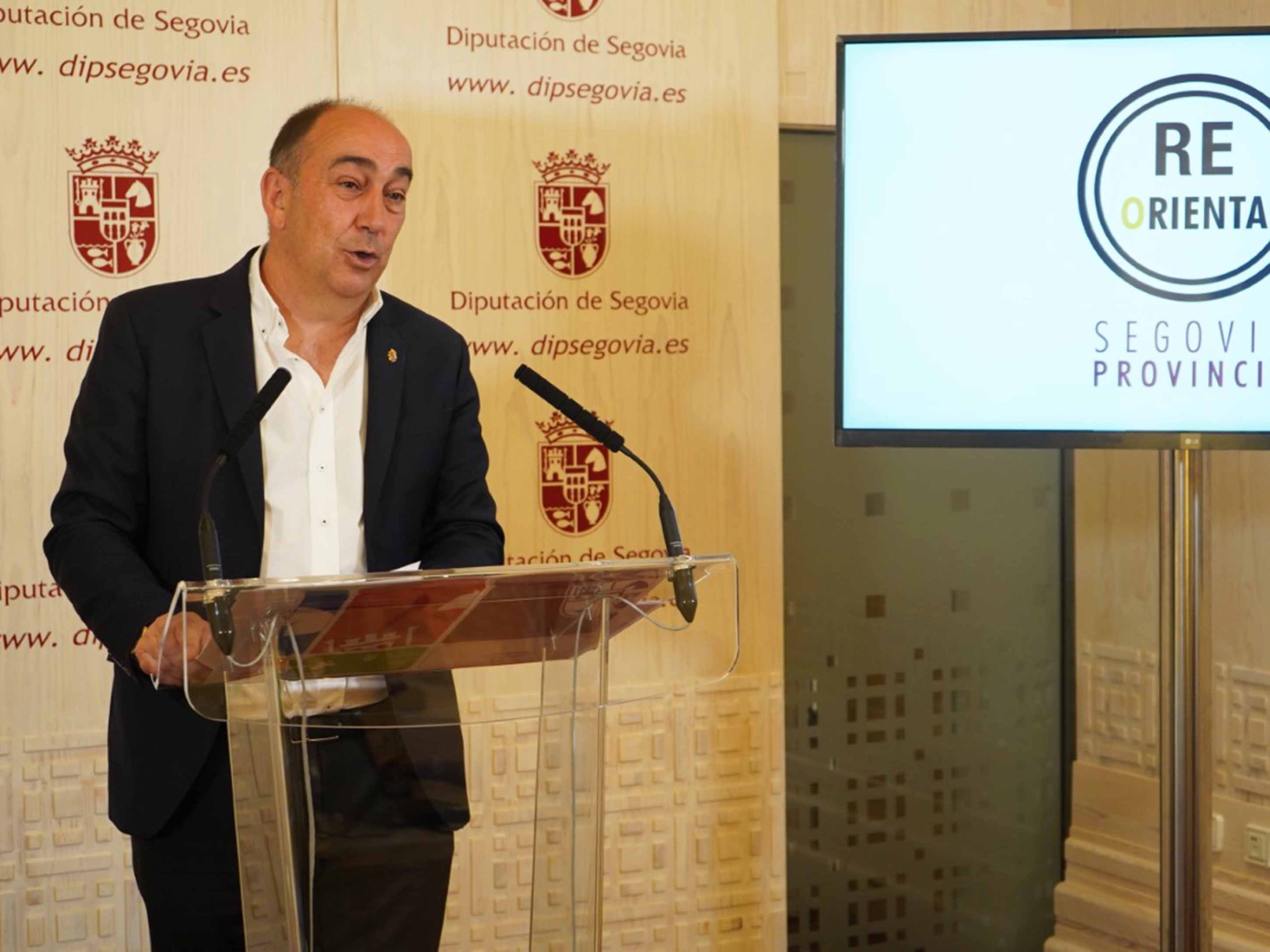 El presidente de la Diputación, Miguel Ángel de Vicente, durante la presentación. / EL ADELANTADO