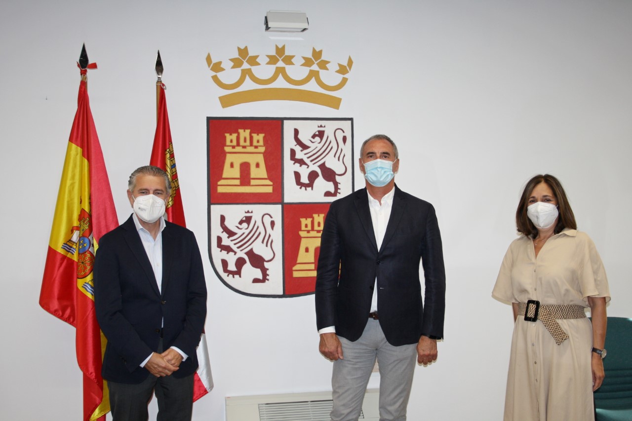 Andrés Ortega,José Mazarías y Beatriz Escudero. / EL ADELANTADO