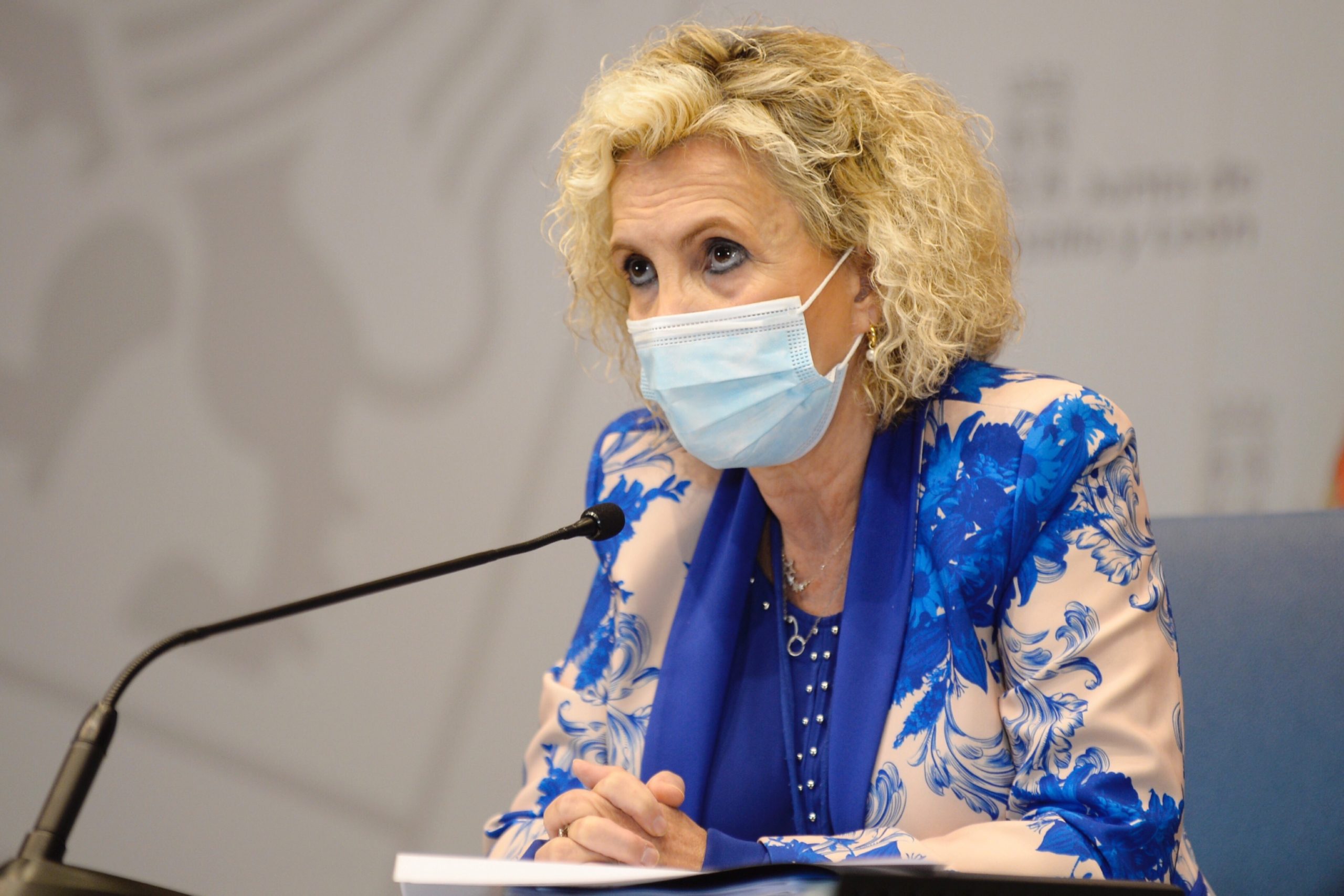 Casado cree que el inicio del curso no ha tenido incidencia sobre la pandemia 1 La consejera de Sanidad de Castilla y León, Verónica Casado, comparece en una rueda de prensa para analizar la evolución de la pandemia de la Covid-19 en la Comunidad. / EFE-NACHO GALLEGO