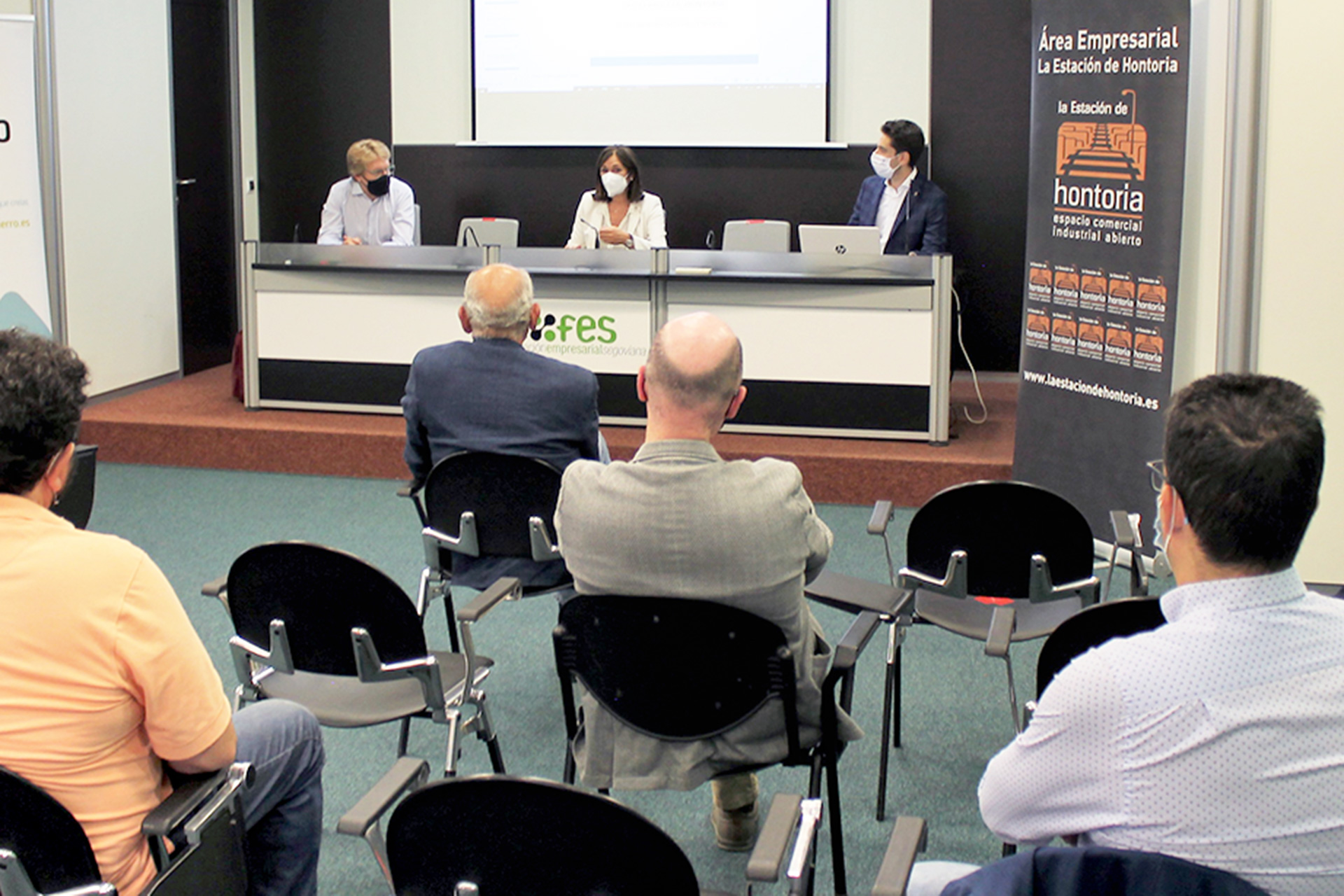 Los empresarios quieren que el plan de polígonos se ejecute antes de 4 años 2 04 2 Reunion Ayuntamiento Poligonos industriales