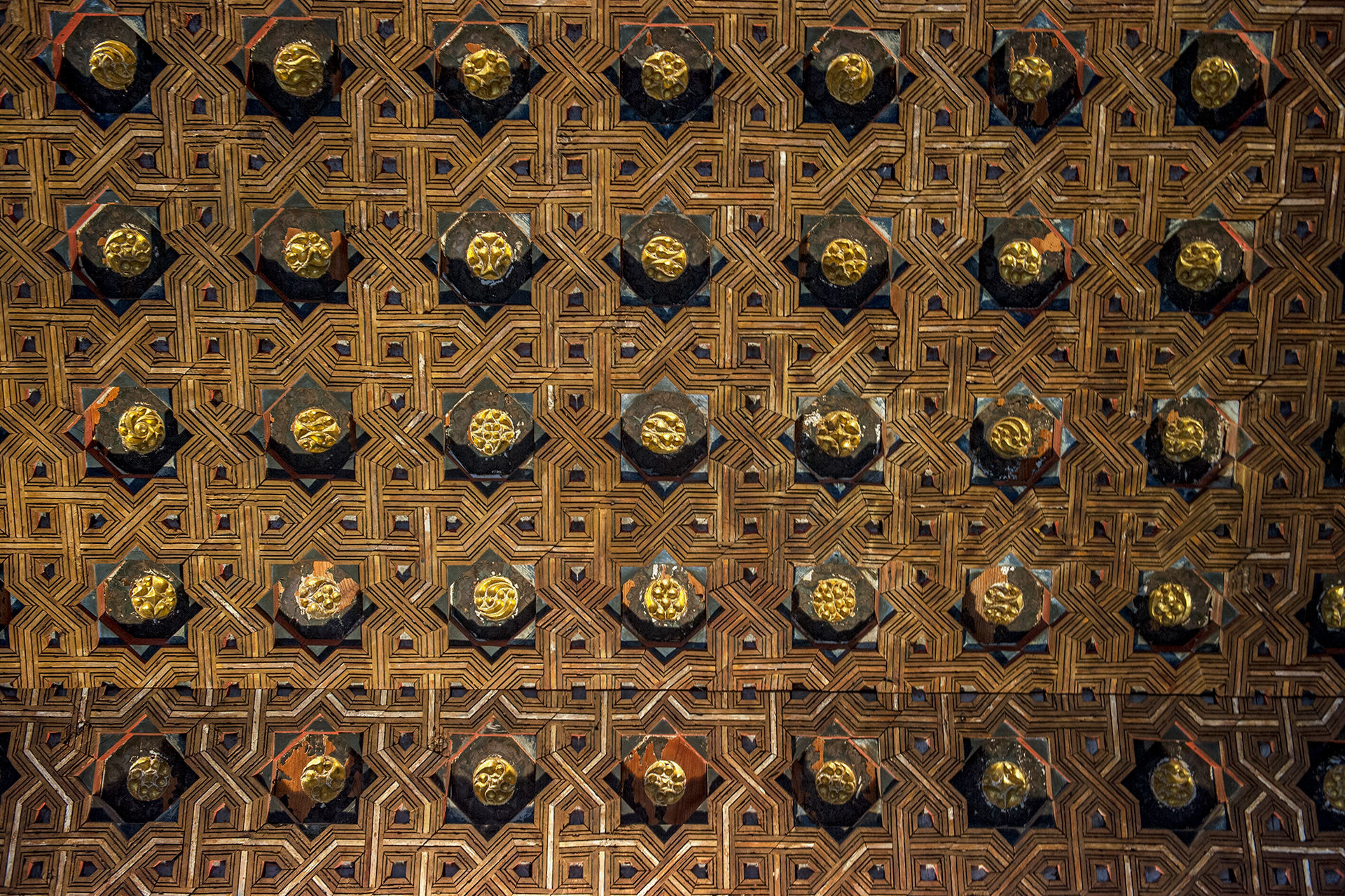 El Monasterio es uno de los más bellos ejemplos de arquitectura mudéjar de Enrique IV. / KAMARERO