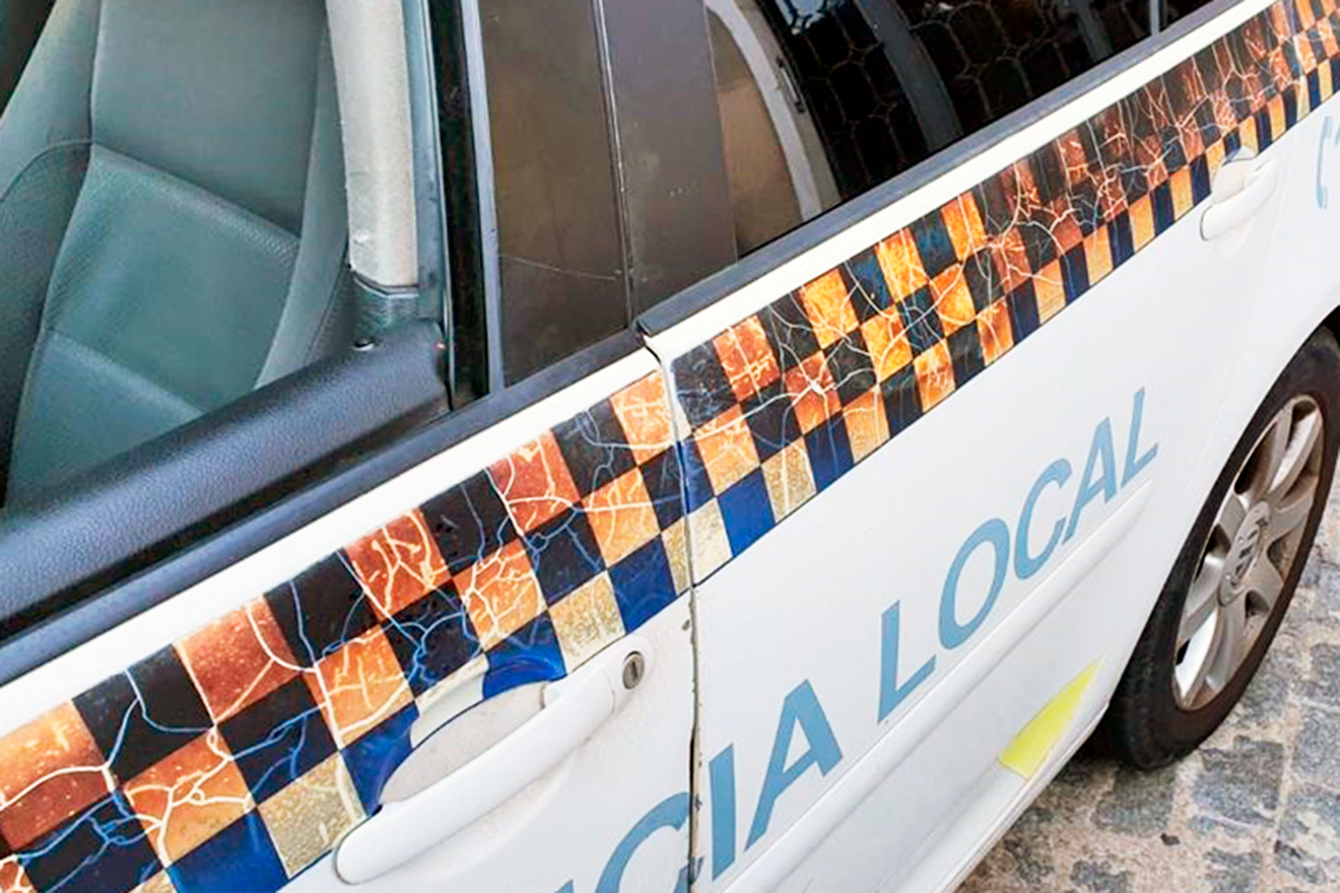 El PP ha denunciado el estado del parque móvil de la Policía Local. / E. A.