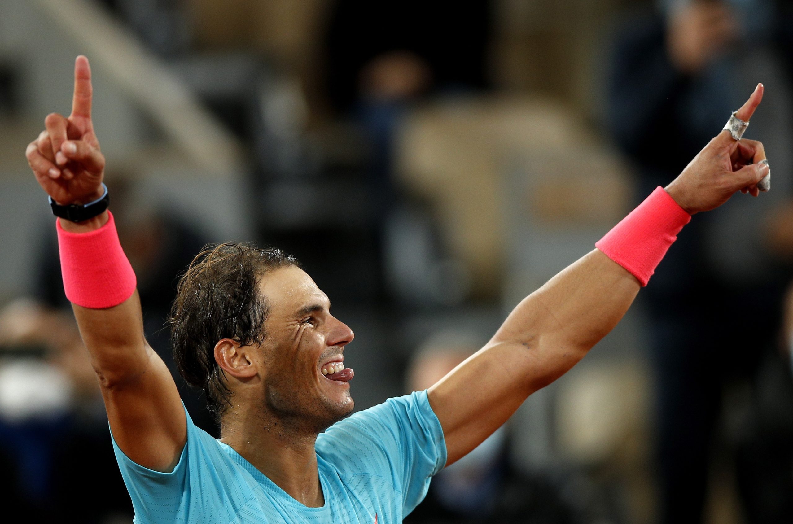 Nadal sigue siendo el rey de París 1 Rafael Nadal of Spain reacts after winning against Novak Djokovic of Serbia in their menís final match during the French Open tennis tournament at Roland Garros. EFE/EPA/YOAN VALAT