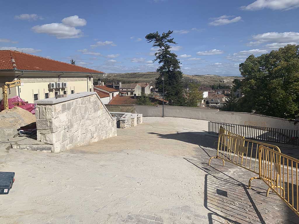 Estado actual de las obras de la Plaza del Campo. / C.N