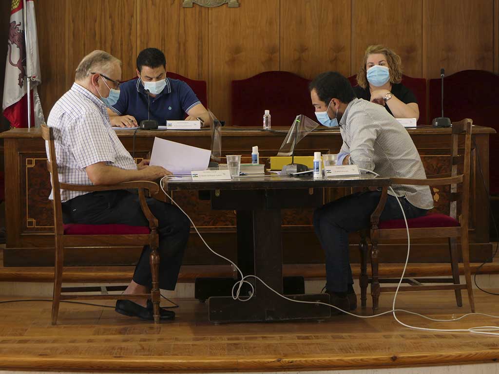 Imagen de una sesión plenaria celebrada en El Espinar. / E.R