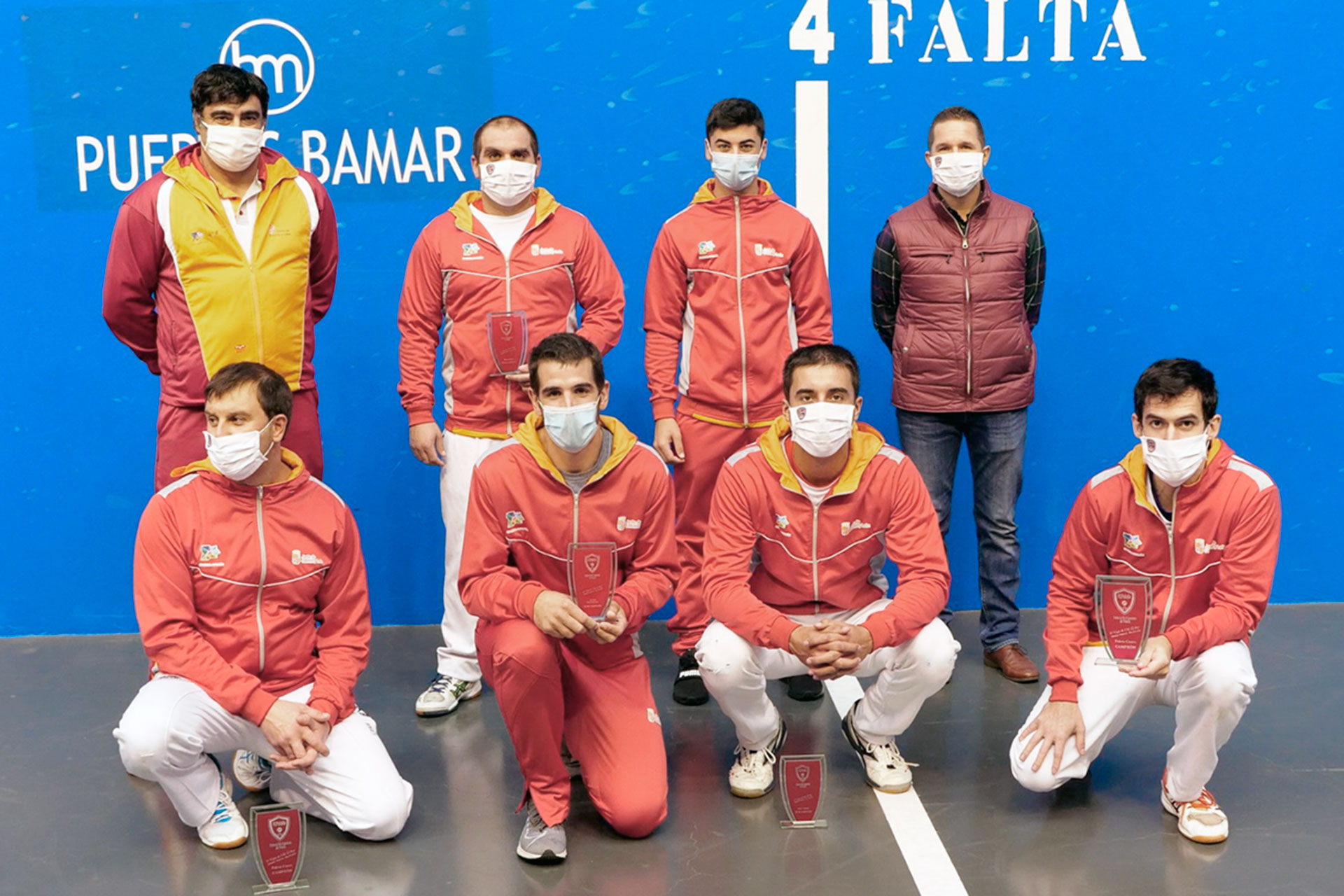 Los pelotaris de Castilla y León que tomaron parte en la Copa del Rey en La Coruña. / F. PELOTA