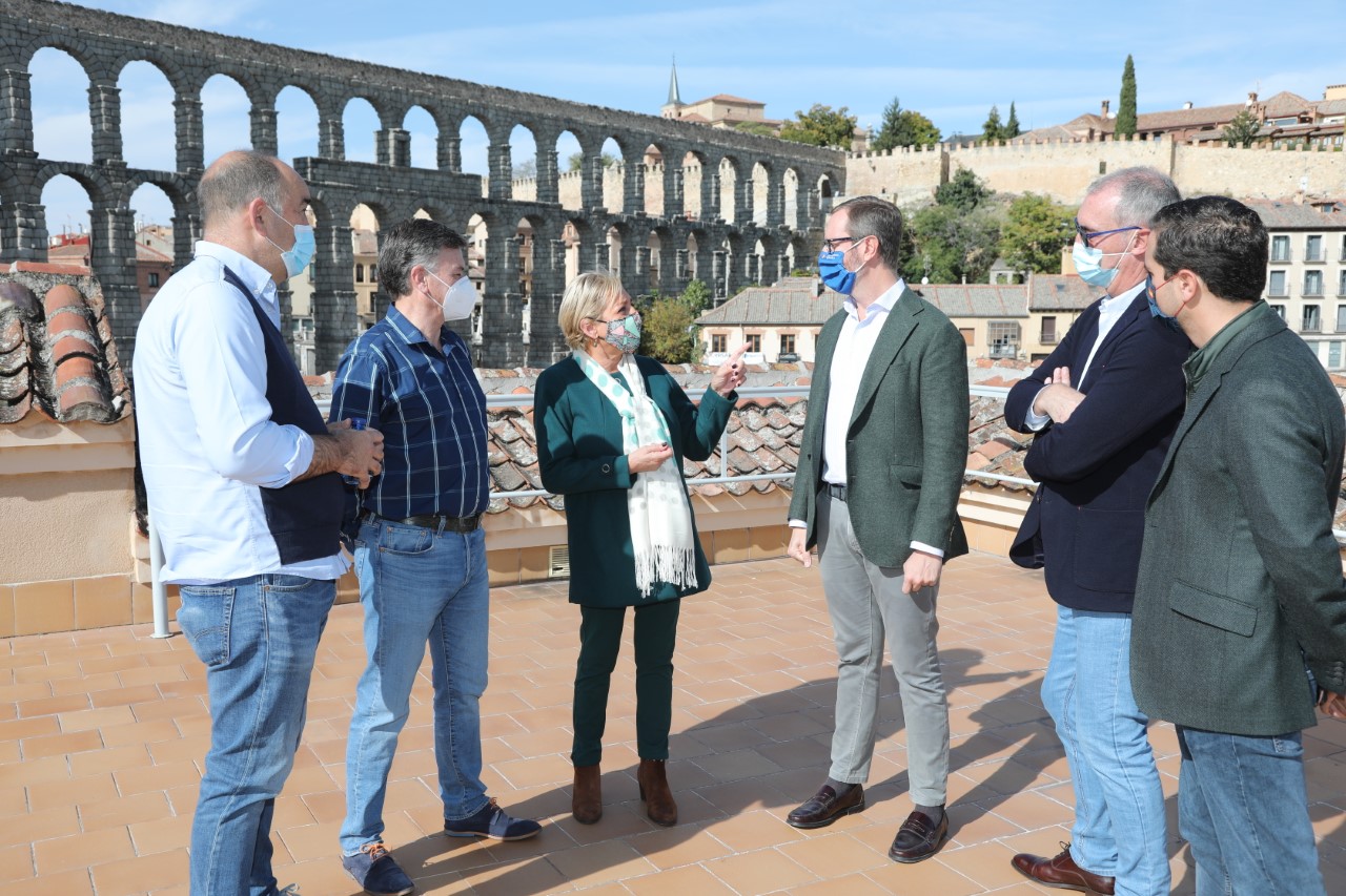 Miguel Ángel de Vicente, Francisco Vázquez, Paloma Sanz, Javier Maroto, José Mazarias, Pablo Pérez. / EL ADELANTADO