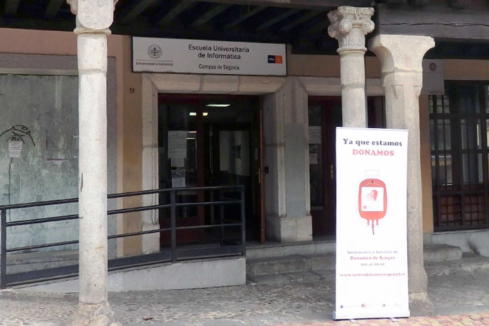 Punto fijo temporal de donación de sangre en Segovia capital. / E. A.