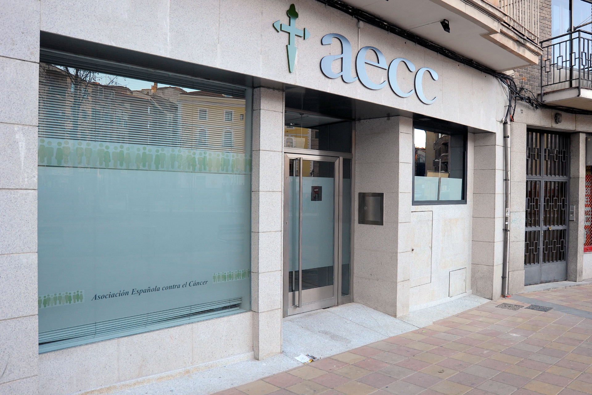 La AECC celebra hoy el Día Mundial del Cáncer de Pulmón. / KAMARERO