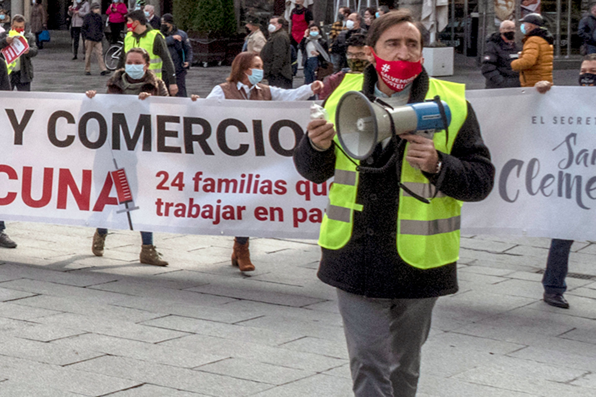 Francisco Javier García Crespo, durante la manifestación hostelera. / KAMARERO