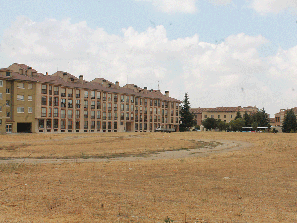 Parcela donde se construirá el futuro centro de salud ‘Segovia IV’. / EL ADELANTADO