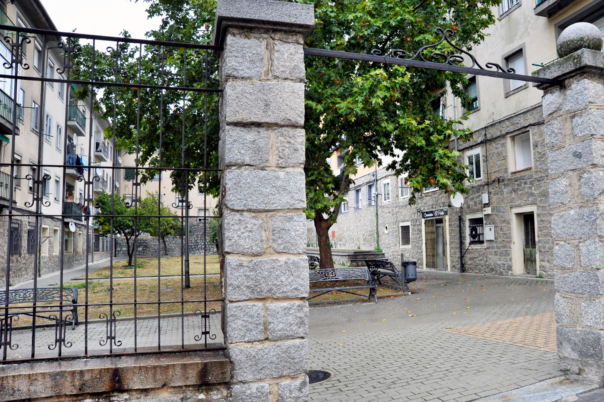 Entre los nuevos espacios incorporados al contrato se encuentran los patios de la calle de París, en el barrio de San José. / KAMARERO