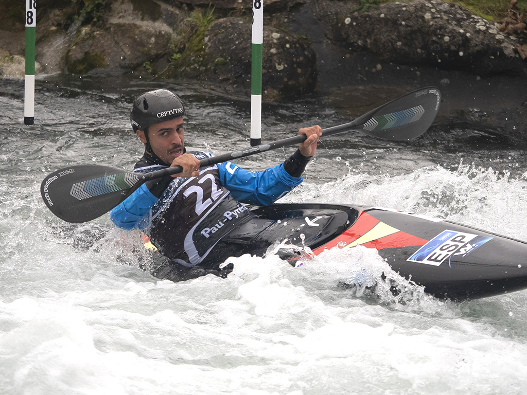 Darío Cuesta, bronce en ‘extreme’ en la Copa del Mundo de Pau 1 Darío Cuesta, en una bajada de la Copa del Mundo de Pau. / FEDERACIÓN ESPAÑOLA DE PIRAGÜISMO