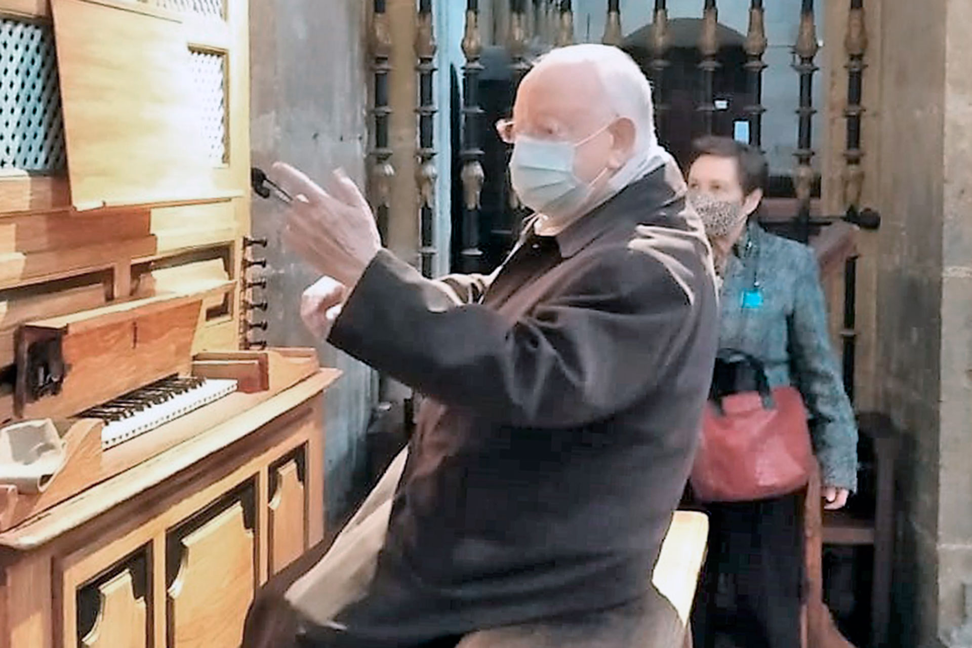 Alfonso Mª Frechel es canónigo prefecto de Música de la Catedral desde 1987. / E. A.