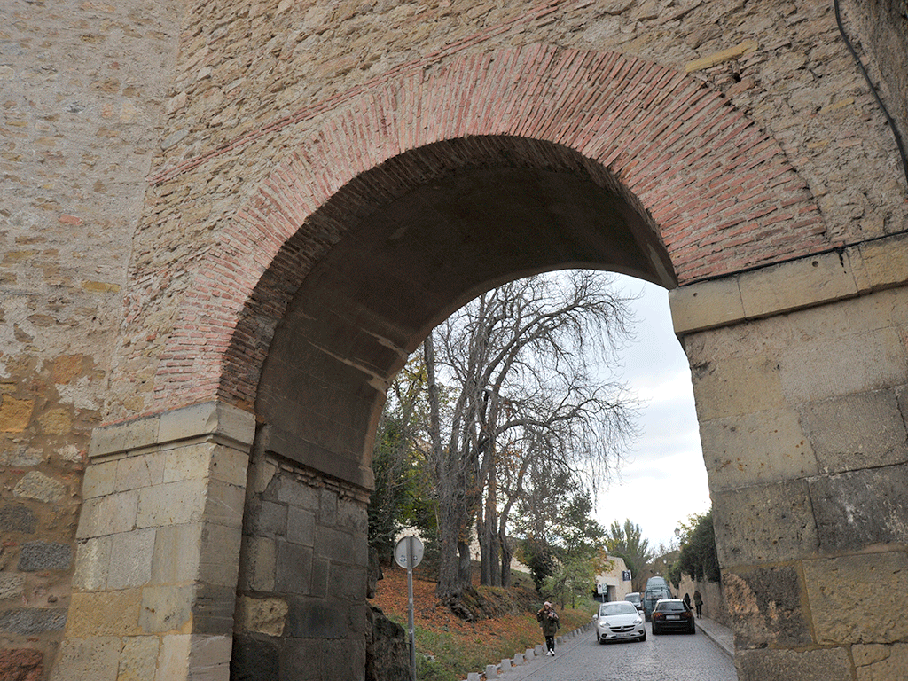 Puerta de San Cebrián. / KAMARERO