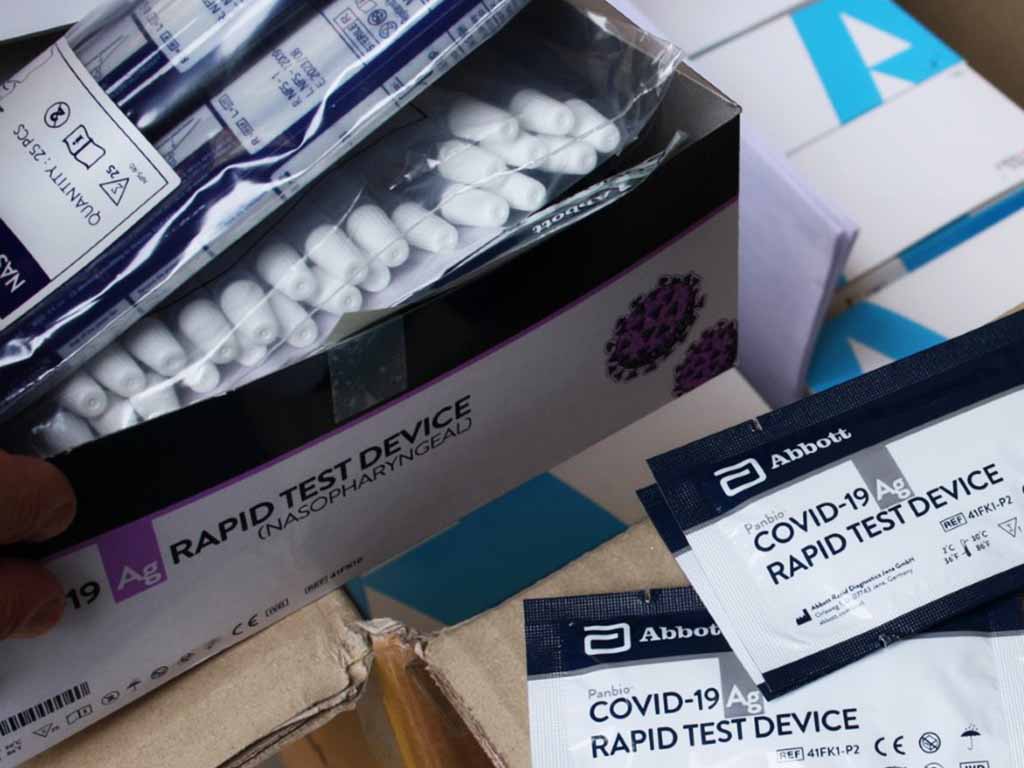 El número de positivos y brotes continúa bajando en Segovia 1 Test de Covid-19. / EL ADELANTADO