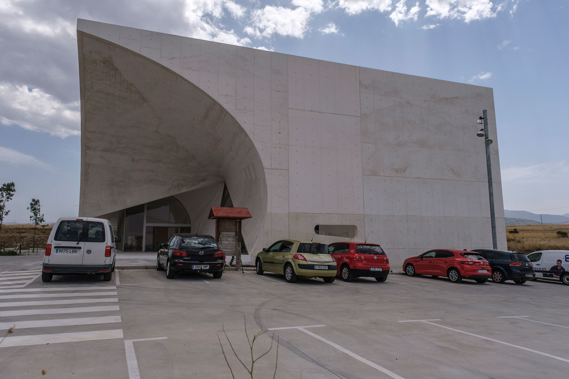 El edificio CIDE está pendiente de algunas actuaciones que el Ayuntamiento quiere acometer en 2021. / Kamarero