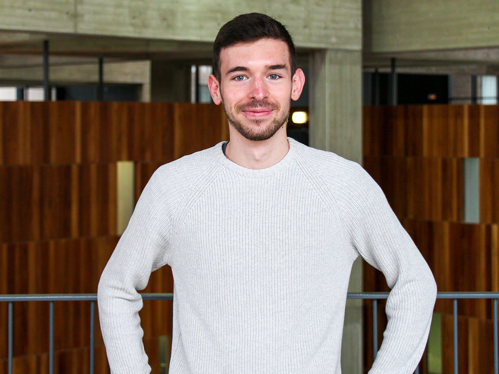 Guillermo Alonso Alonso de Linaje, en el Campus María Zambrano de la UVa. / EL ADELANTADO