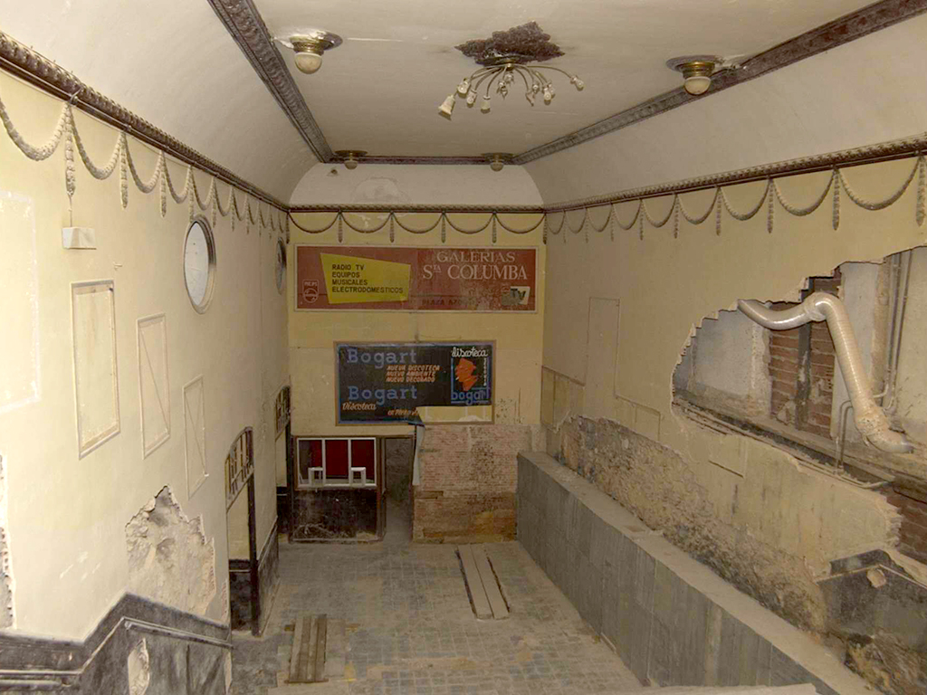 Del 'paso del camello' a Superman 2 10 2 teatro cervantes