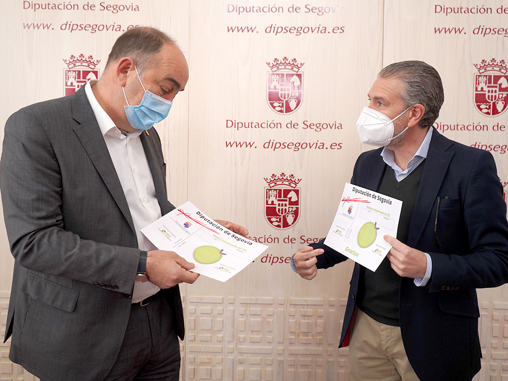 Miguel Ángel de Vicente y Andrés Ortega durante la presentación.