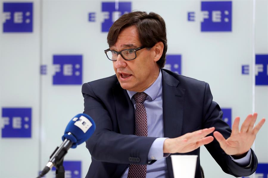 El ministro de Sanidad, Salvador Illa, durante una entrevista con Efe. EFE/Alberto Estévez/Archivo