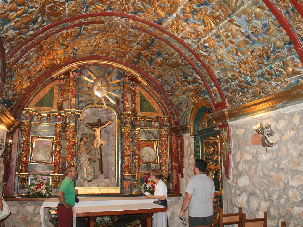 Cueva de Santo Domingo de Guzmán, en la capital segoviana. / E. A.