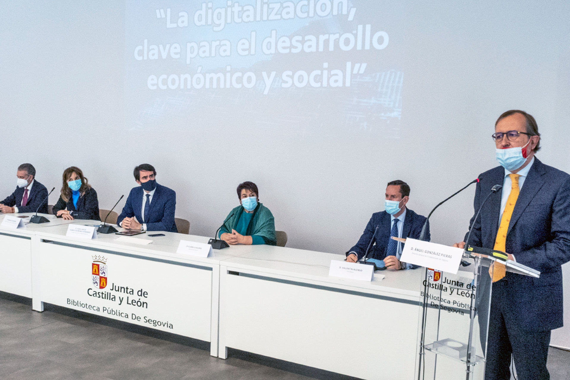 La Junta quiere acabar la legislatura con la plena conectividad en la provincia 1 Adelantado Telefonica Foro Digitalizacion Consejero Fomento KAM4213