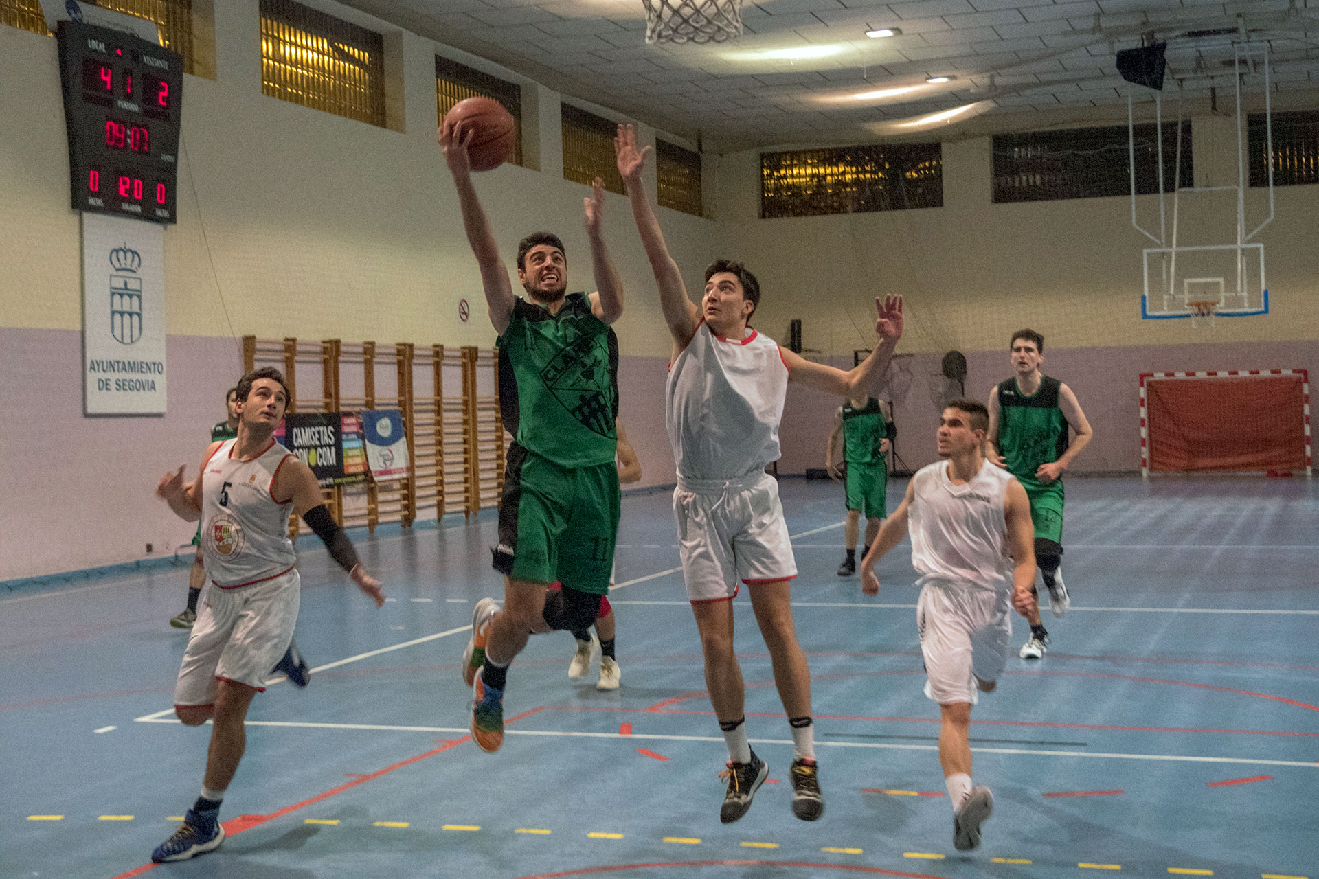 Un lance del duelo entre Claret y La Flecha. / KAMARERO