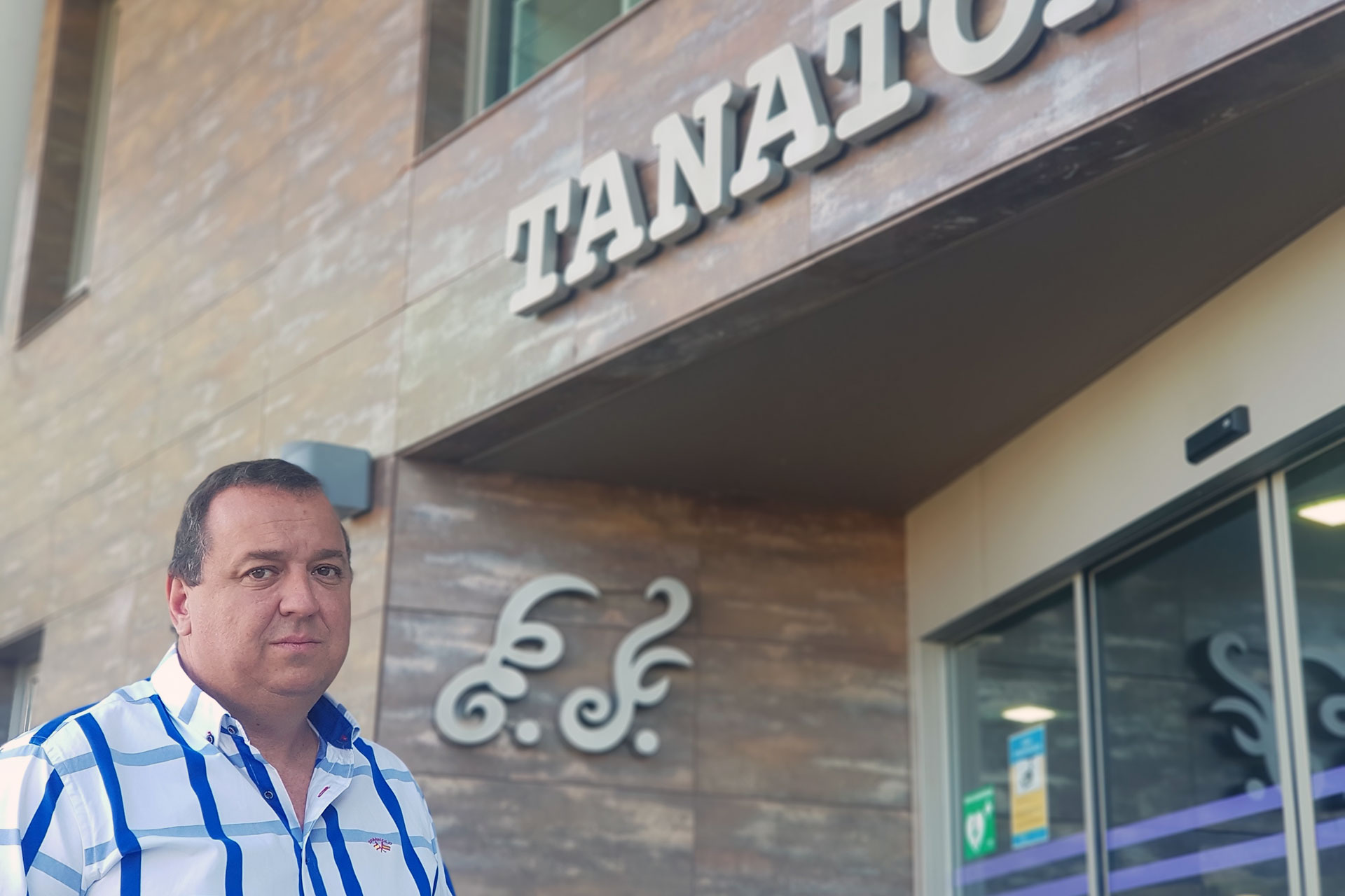 Óscar de la Fuente, en representación del grupo empresarial Espirdo Mingorreo. / E.A.