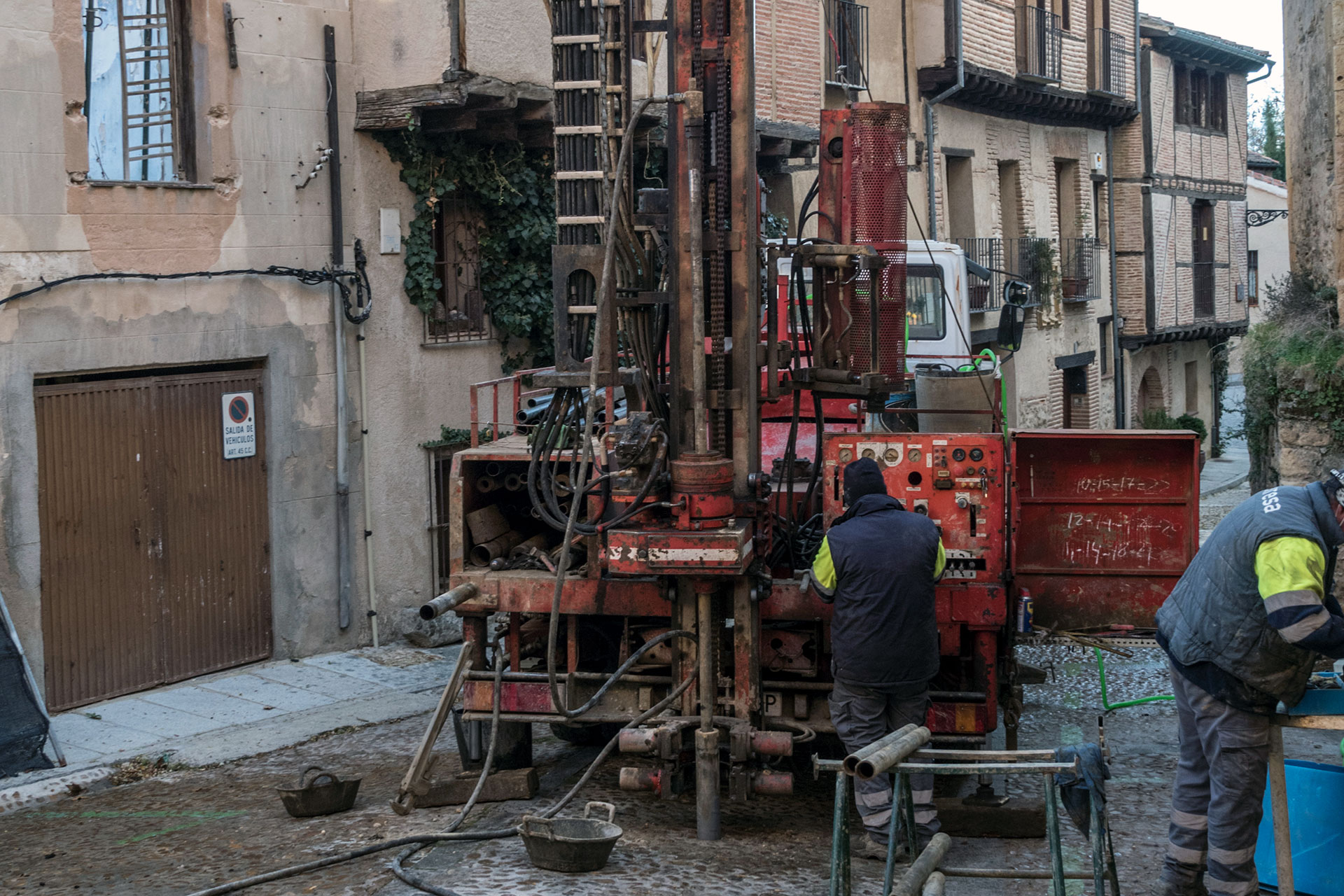El sondeo para el estudio geotécnico se inició el pasado jueves. / Kamarero