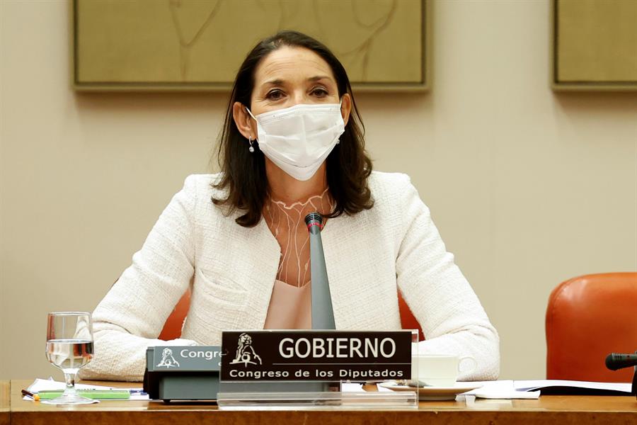 La ministra de Industria, Comercio y Turismo, Reyes Maroto. EFE/Chema Moya/Archivo