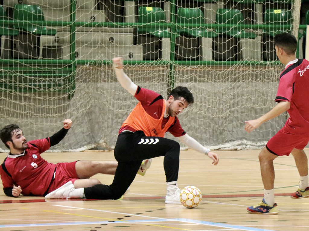 Entrenamiento del conjunto del CD Segosala de Segunda División B./ CD SEGOSALA