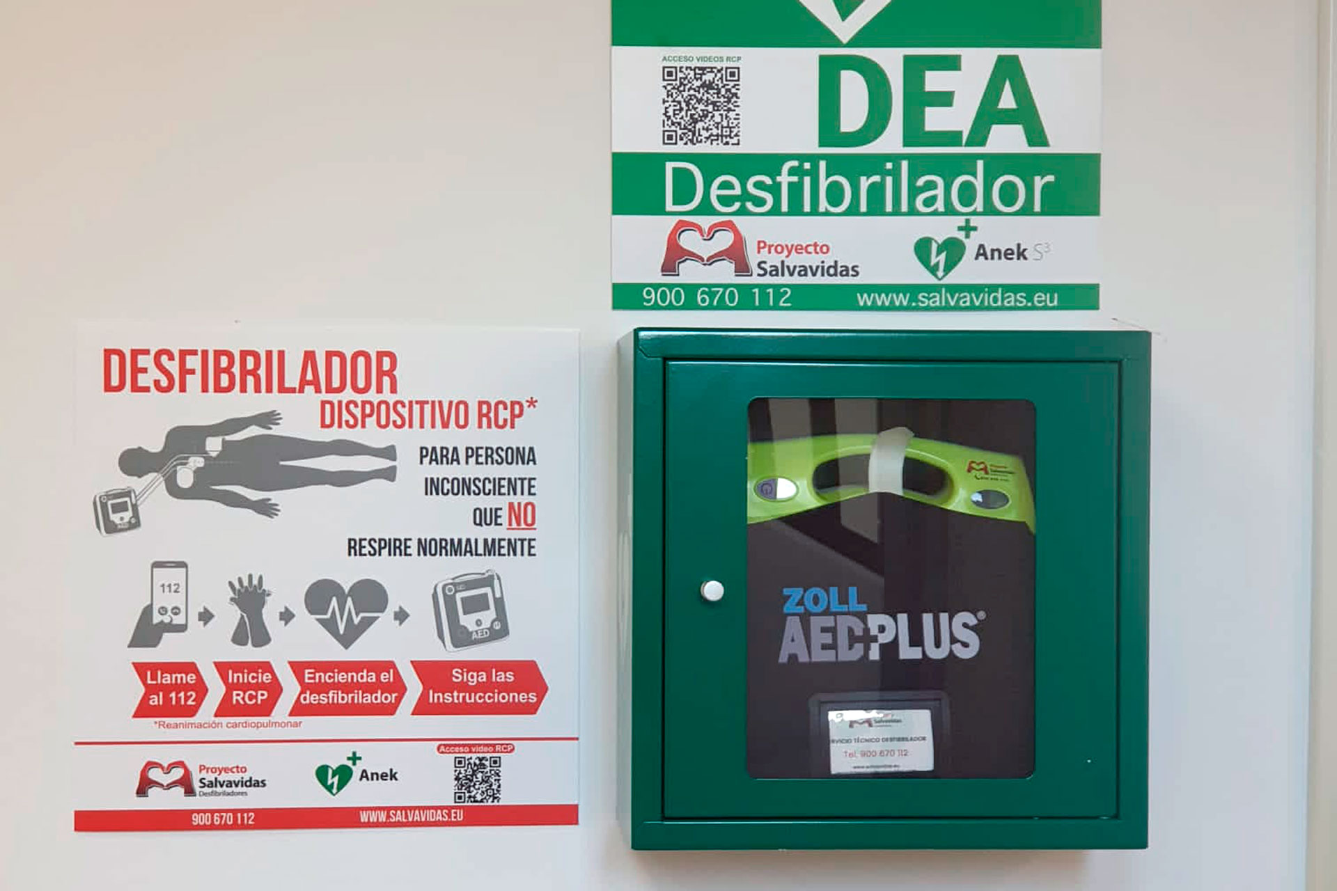 Desfibriladores de El Espinar. / E.R.