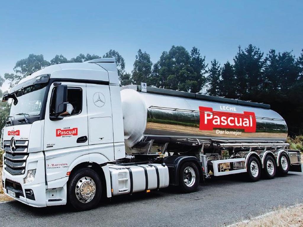 Camión de Leche Pascual. / PASCUAL
