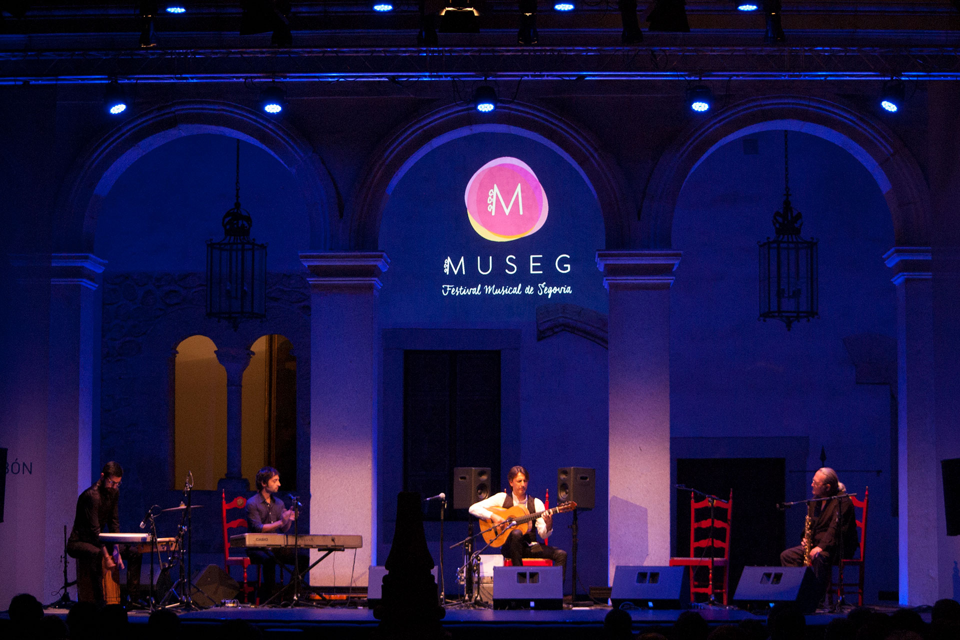 El flamenco de Manuel de la Luz, en el Patio de Armas del Alcázar, clausuró la edición de 2018 del MUSEG. / E. A.