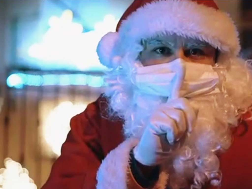 papa noel con mascarilla el espinar