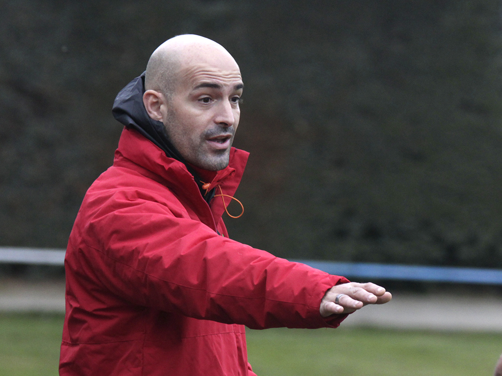 La tercera plaza, cerca del CD La Granja 2 ricardo de andres entrenador granja