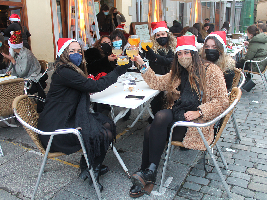 Respeto y civismo caracterizan los primeros días de las ‘navidades Covid’ 2 tardebuena segovia covid