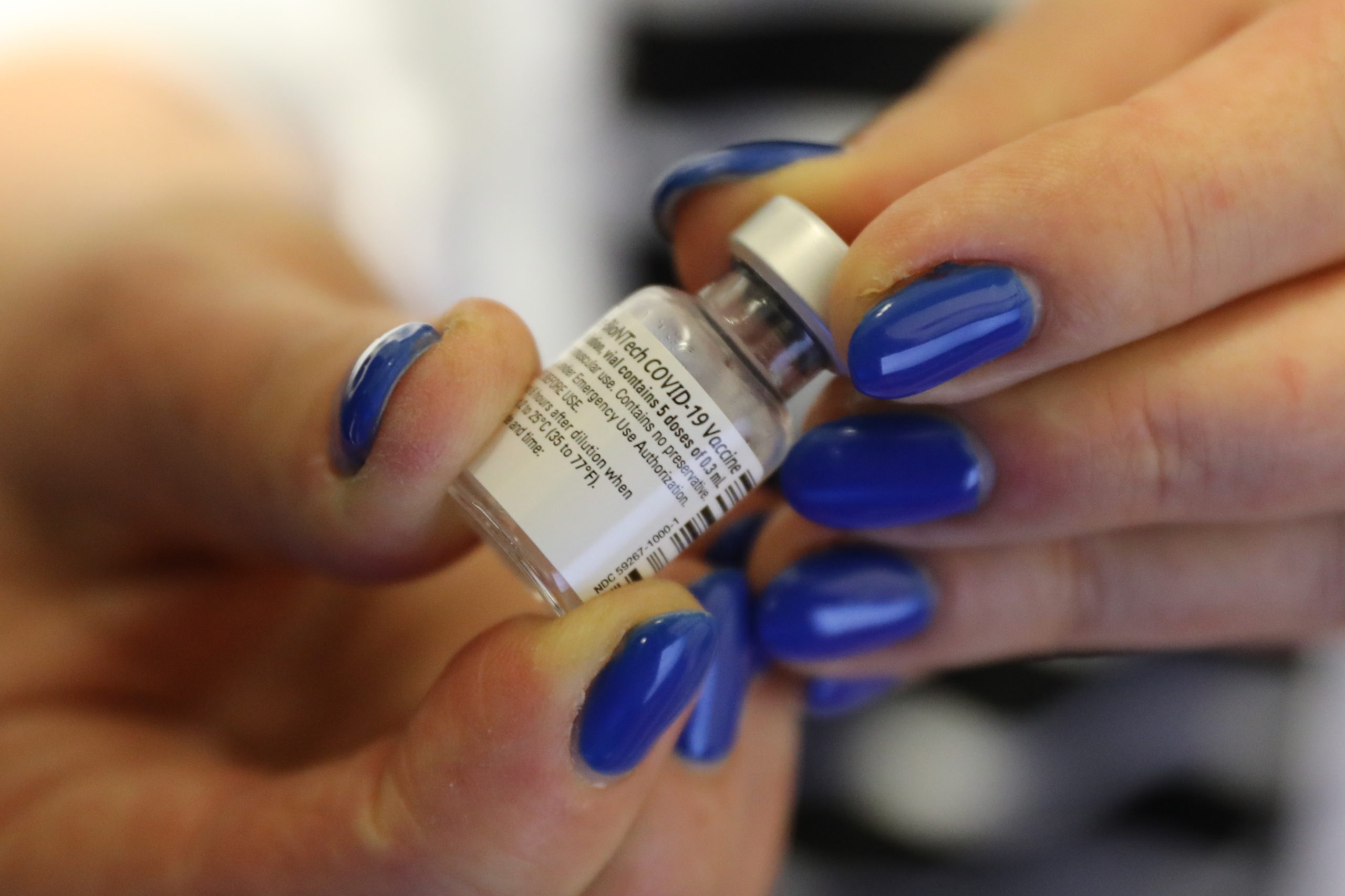 Vacuna Covid-19. / . EFE/EPA/ABIR SULTAN/