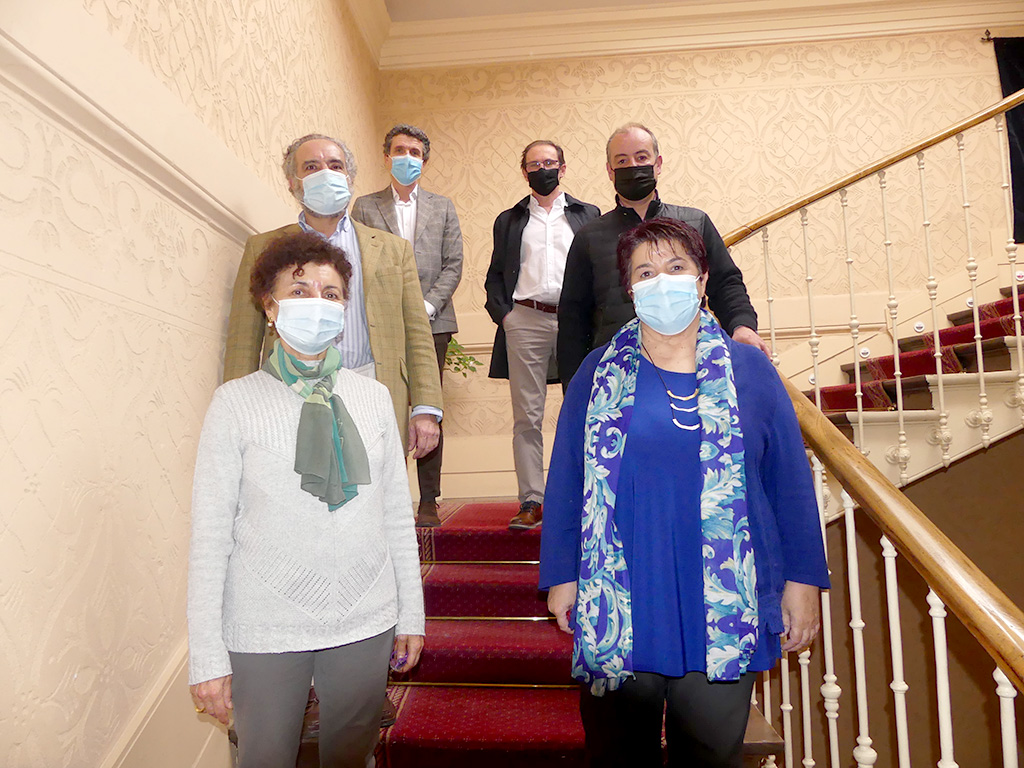 Los representantes, tras la firma. / EL ADELANTADO