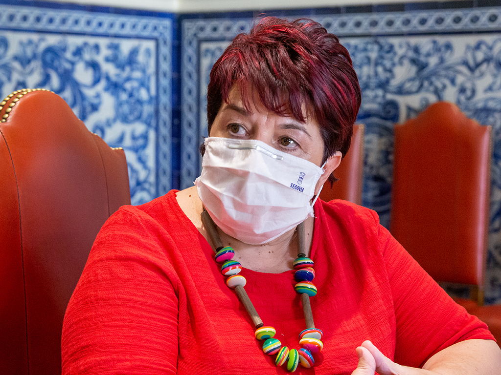 La alcaldesa de Segovia, Clara Luquero. / NEREA LLORENTE