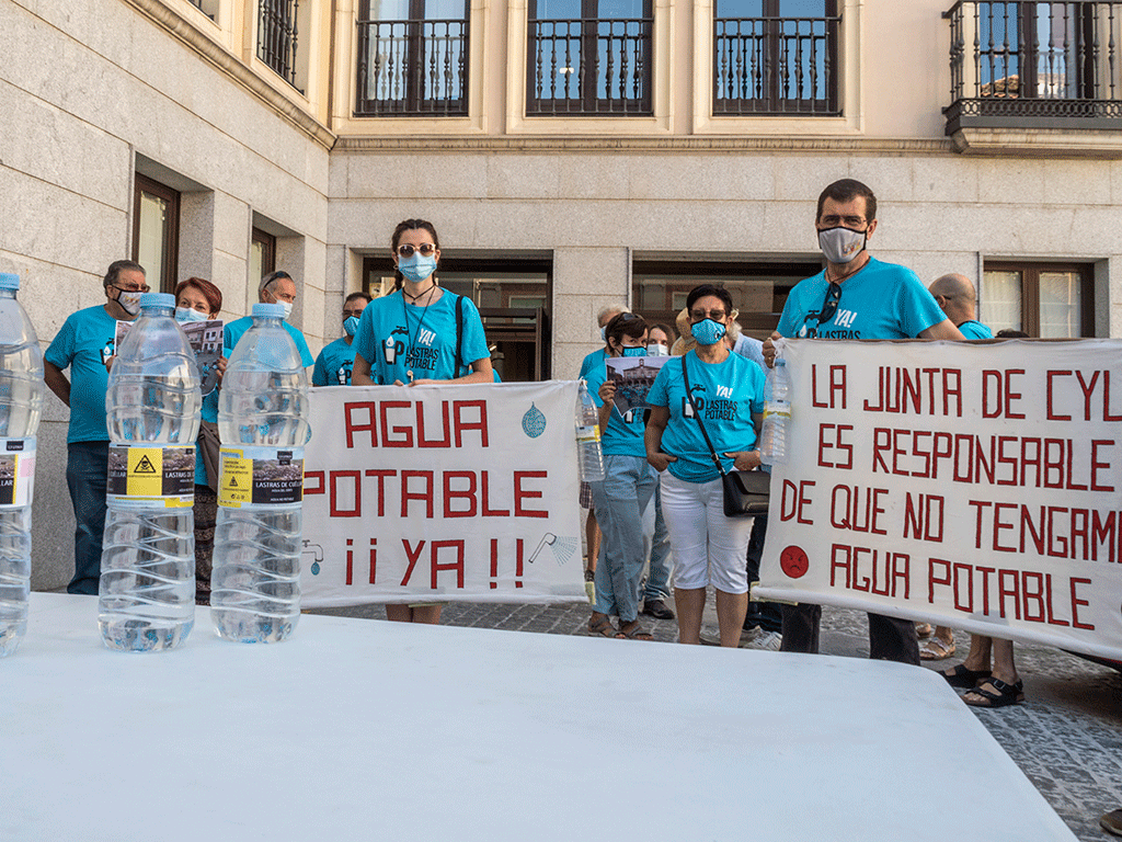 Los vecinos de Lastras han realizado muchas protestas en los últimos seis años. /KAMARERO