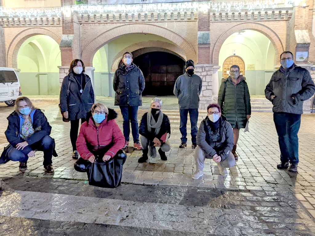 Patricia Laguna gana el concurso de decoración navideña de fachadas en Coca 3 16 3 jurado