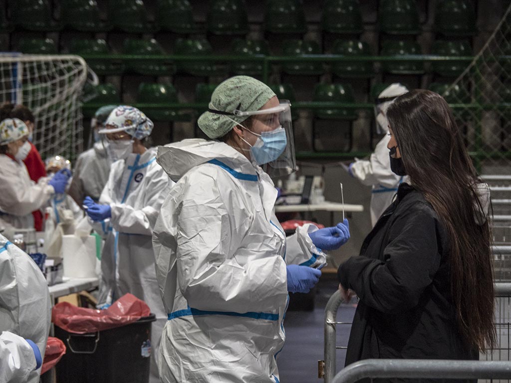 Cribado en el pabellón Pedro Delgado de Segovia. / KAMARERO