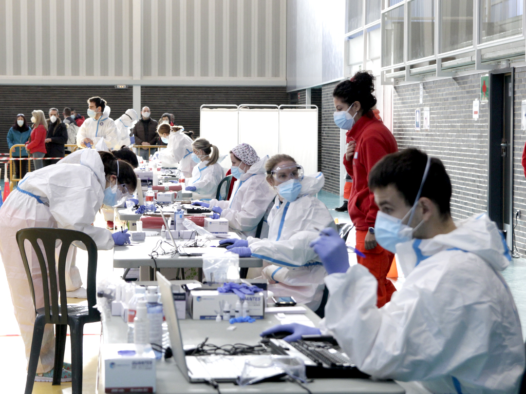 Cribado en La Lastrilla. /NEREA LLORENTE