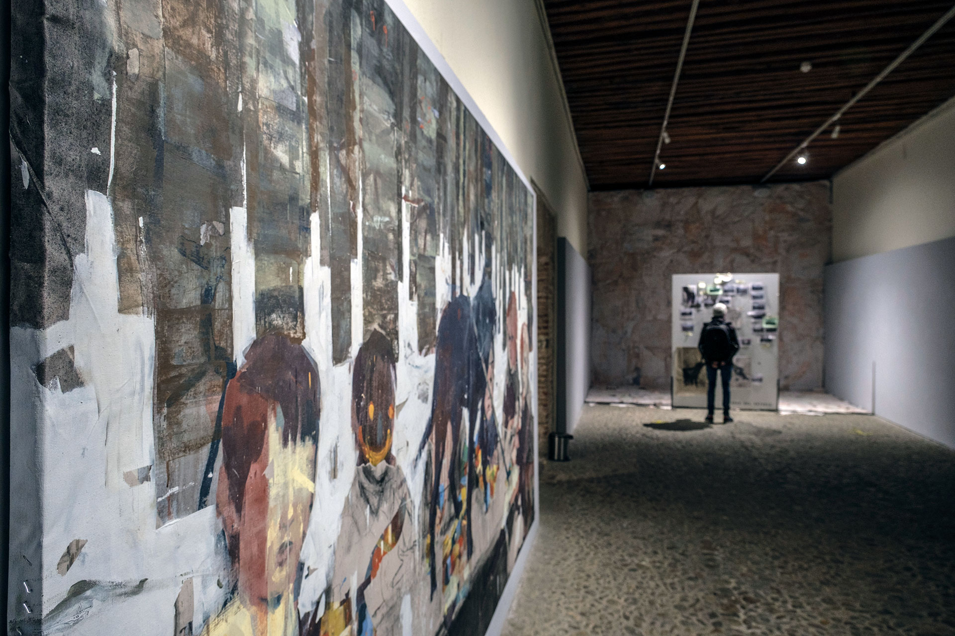 'INSURRECTA: Estudios para una historia de rebelión’ de Gonzalo Borondo, que puede visitarse en La Álhóndiga hasta el 21 de marzo. / Kamarero