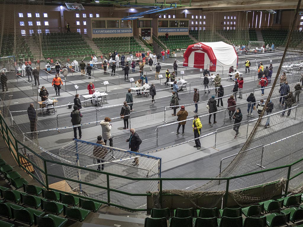 Cribado de Segovia en el pabellón Pedro Delgado. / KAMARERO