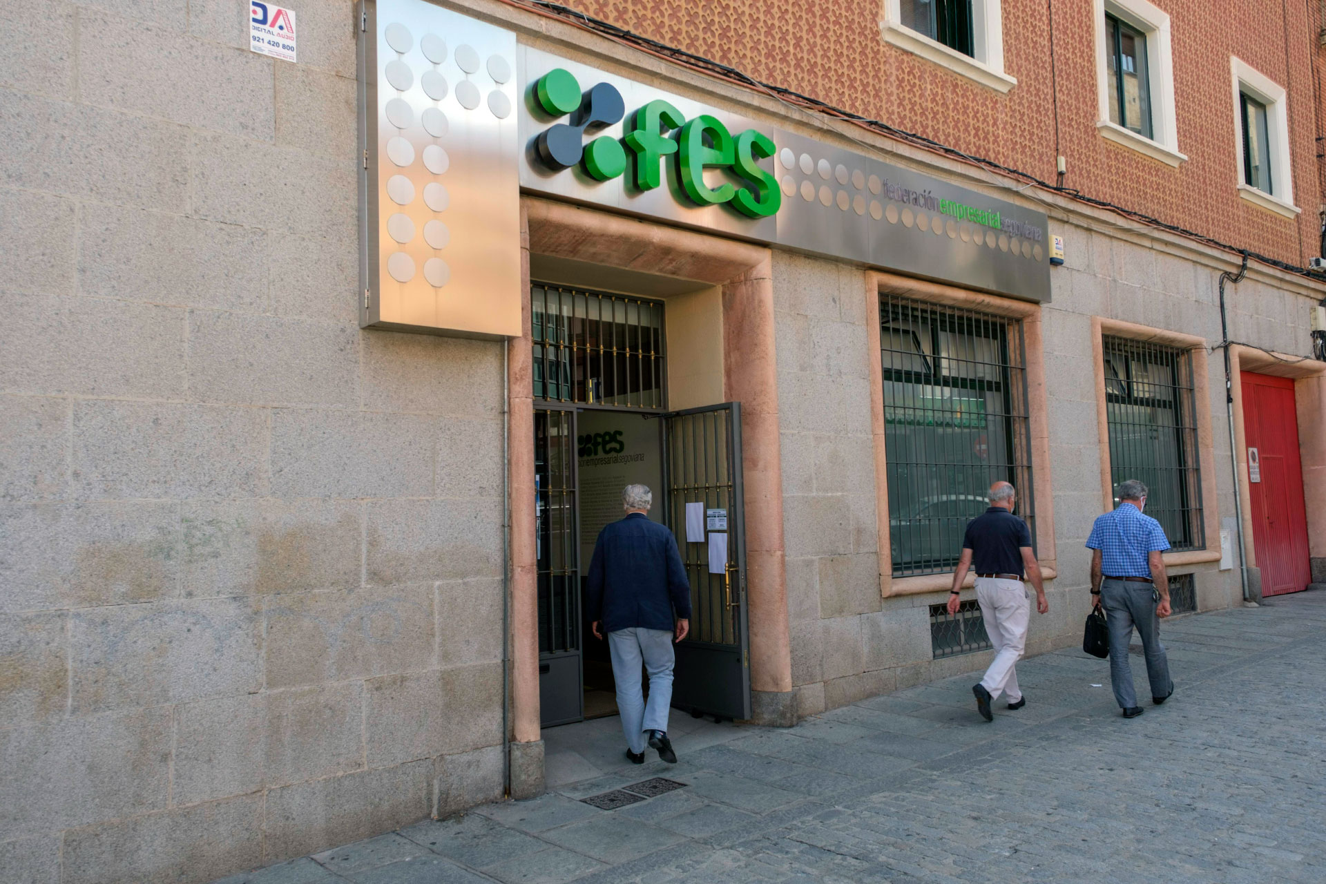 Fachada de la Federación Empresarial Segoviana (FES). / EL ADELANTADO