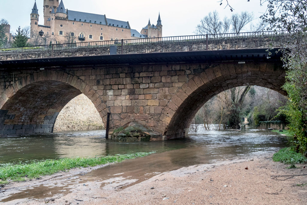 El concejal de Medio Ambiente califica de lamentable e insuficiente la actuación de la CHD 2 Rio Eresma Casa Moneda San Marcos Lavaderos Inundaciones KAM7417
