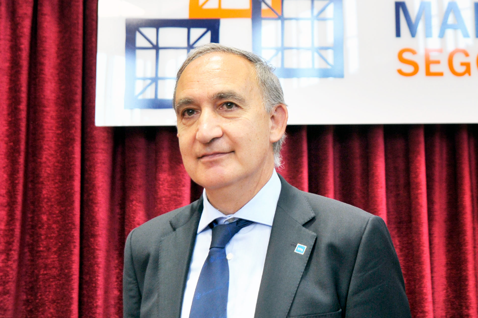 “El coste de la plantilla del grado en Enfermería sería en torno a un millón anual” 1 El rector Antonio Largo en una visita al campus María Zambrano de la UVa en Segovia./ KAMARERO